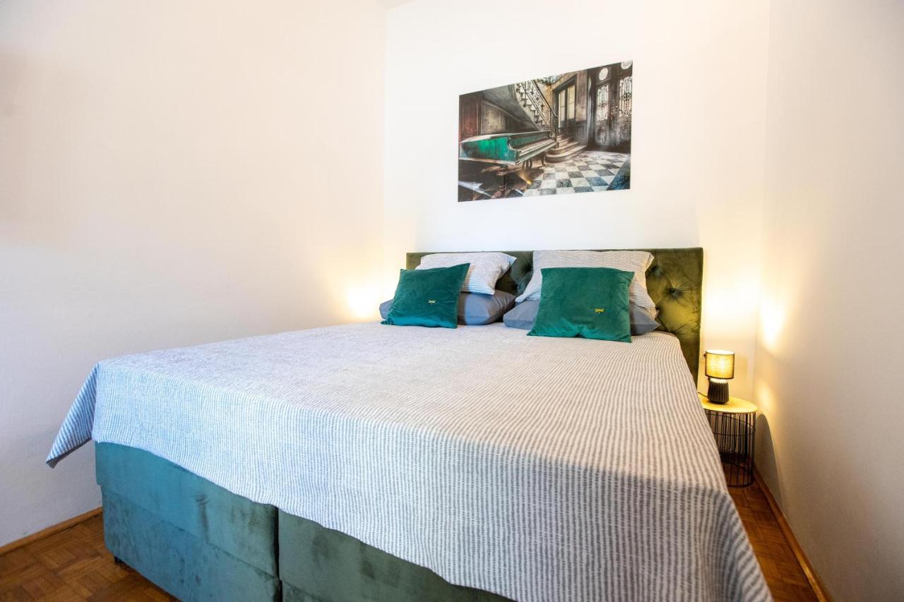 Apartment Laurel Задар Екстер'єр фото